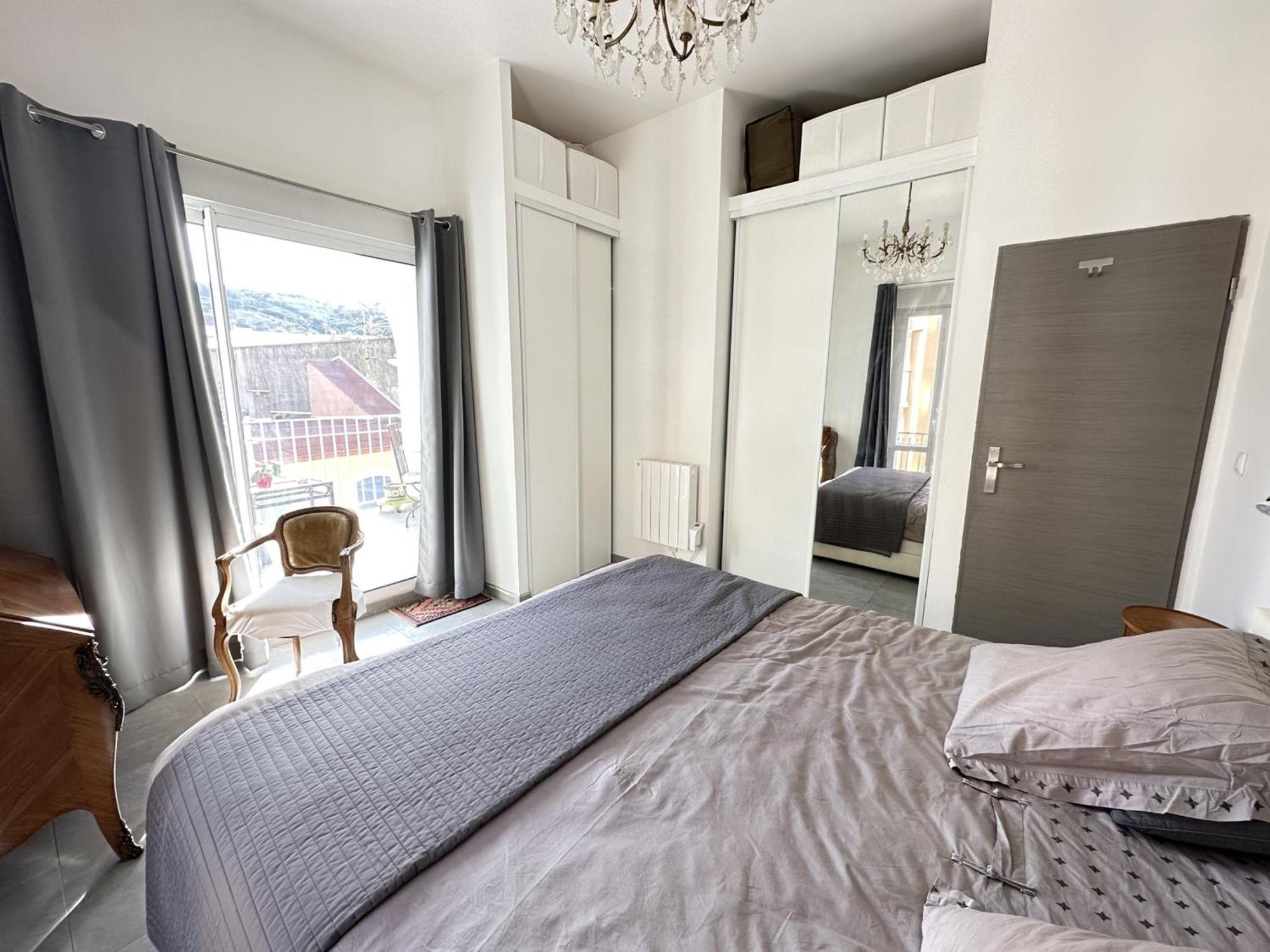 Grand T3 Bis Chaleureux Avec Terrasse, Ascenseur Et Parking Gratuit, A Deux Pas De La Place Castellane - Fr-1-309-151 Port Vendres Luaran gambar