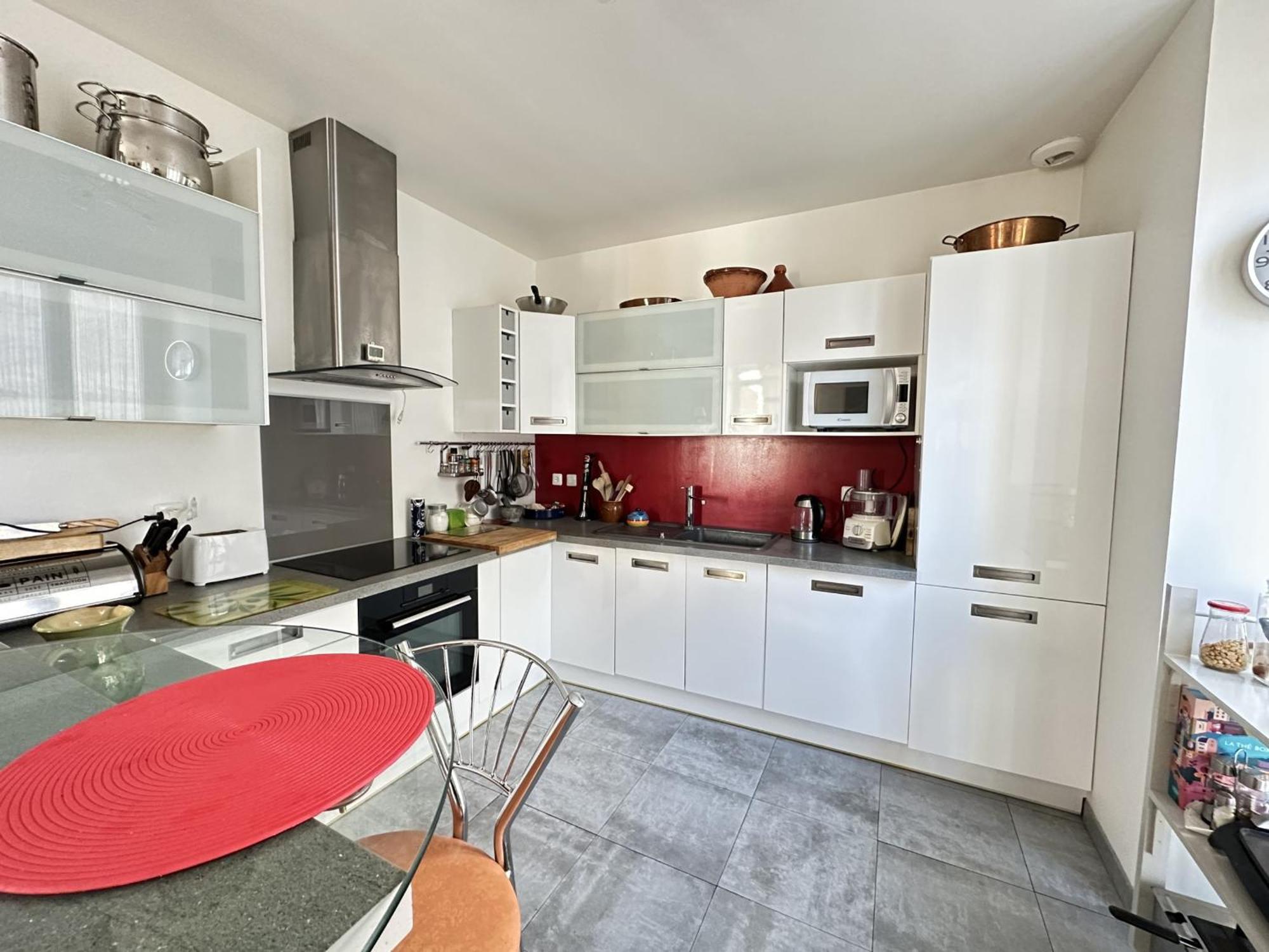 Grand T3 Bis Chaleureux Avec Terrasse, Ascenseur Et Parking Gratuit, A Deux Pas De La Place Castellane - Fr-1-309-151 Port Vendres Luaran gambar